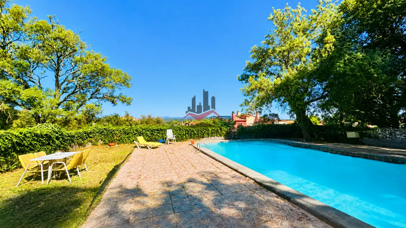 Piscina de Casa o chalet en venta en Avinyonet de Puigventós con Calefacción y Jardín privado