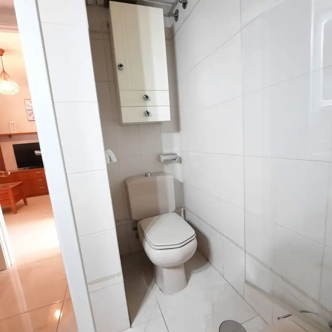 Baño de Apartamento de alquiler en Badajoz con Aire acondicionado y Amueblado