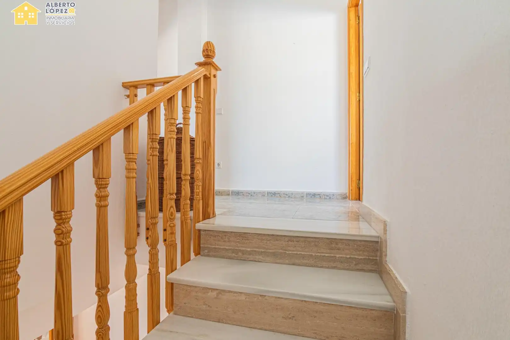 Bungalow with terrace for sale in Los Arenales del Sol, imagen 36