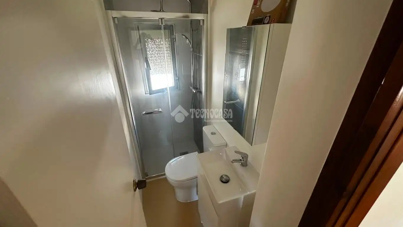 Bathroom of Flat for sale in Marbella
