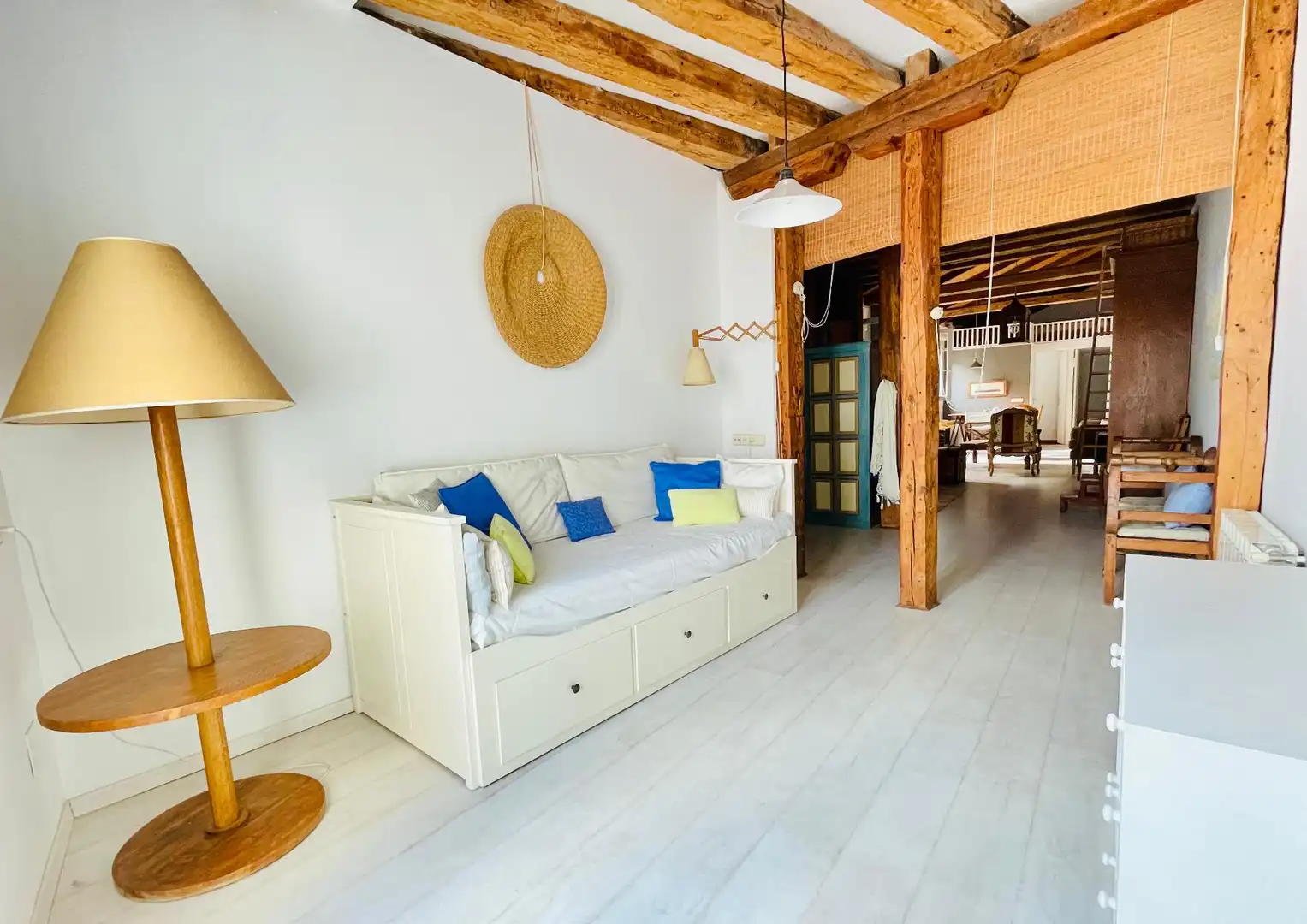 Sala de estar de Ático de alquiler en Madrid con Aire acondicionado, Calefacción y Terraza