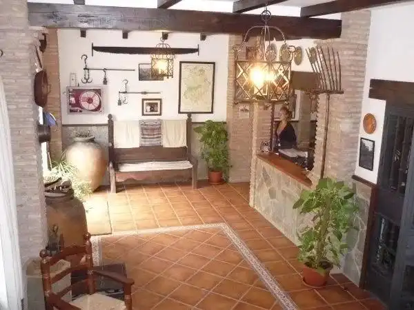 Houses for sale in Cáceres  with Air Conditioner, Heating and Storage room