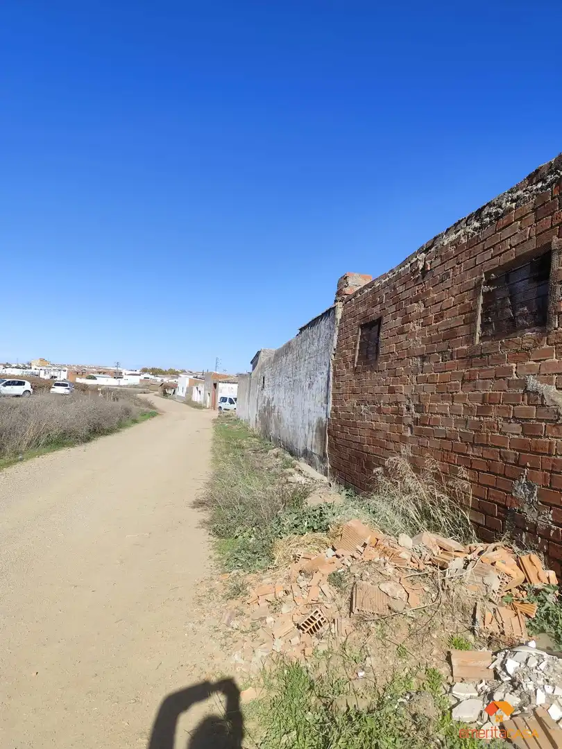 Außenansicht von Residential zum Verkauf in Almendralejo