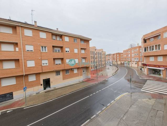 Piso en Venta en El Cerro - Carretera de San Rafael