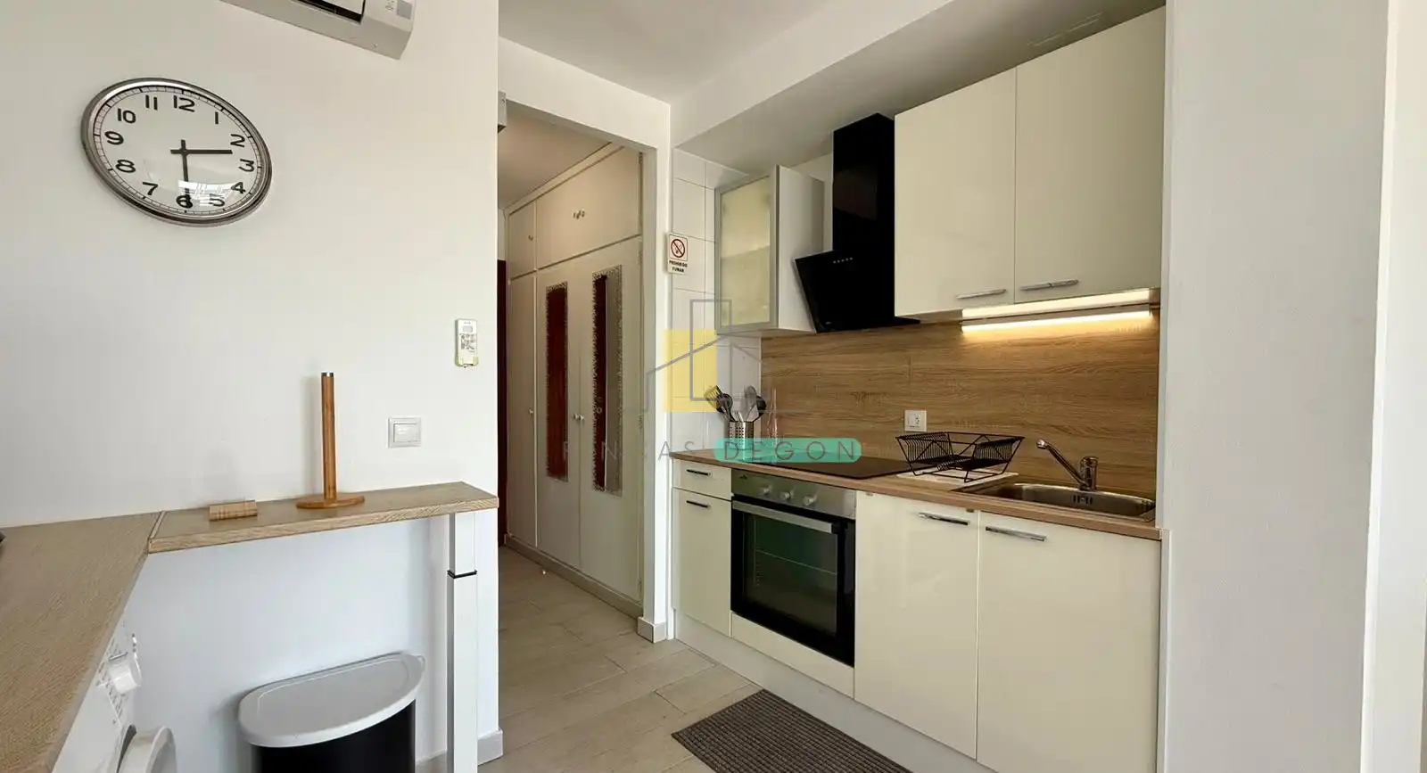 Cocina de Estudio en venta en Roses con Calefacción, Jardín privado y Piscina