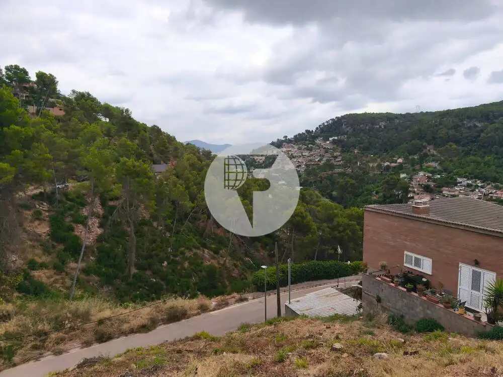 Wohnbaugrundstück zum Verkauf in Corbera de Llobregat, imagen 2