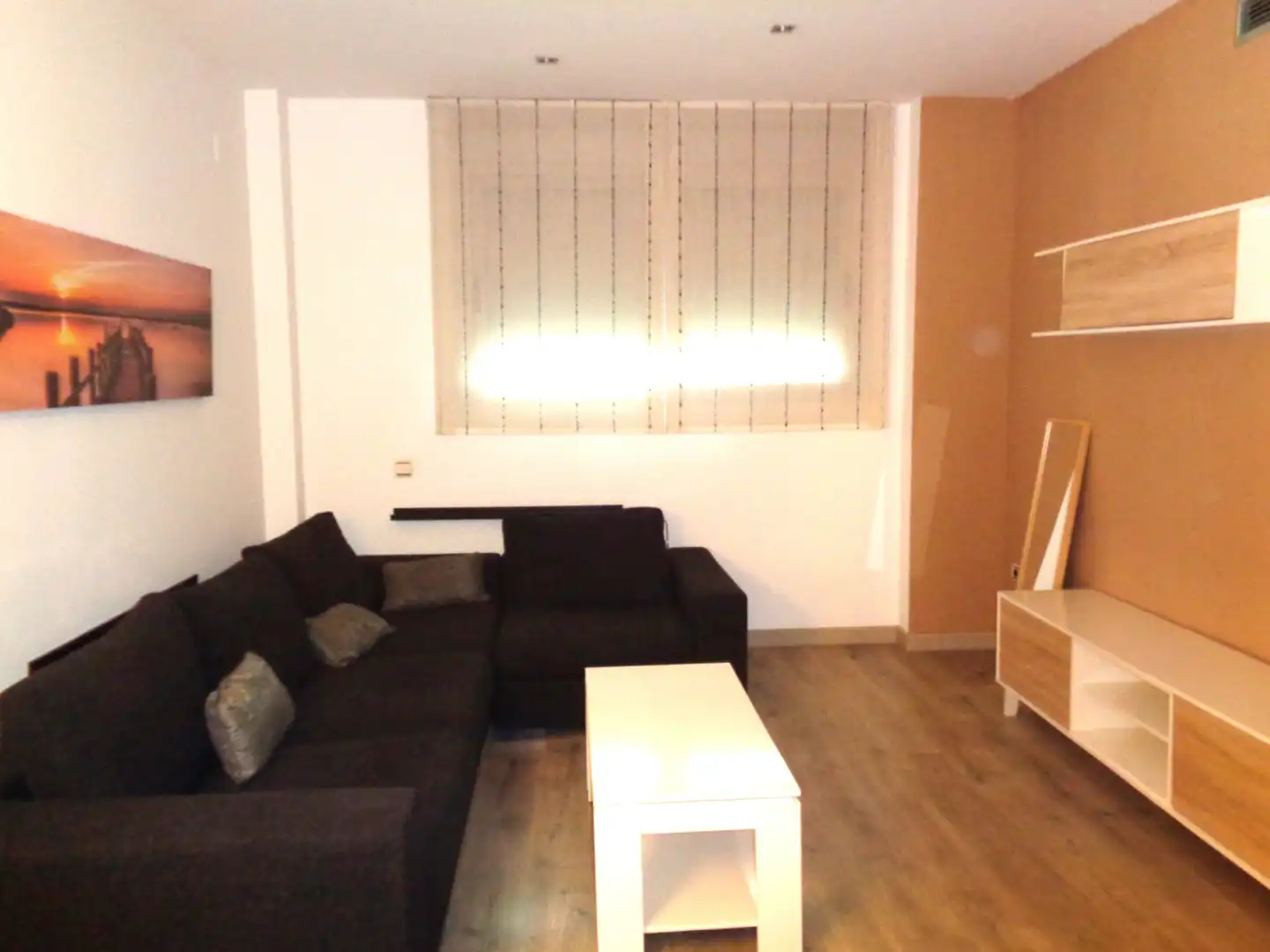 Sala de estar de Planta baja en venta en Terrassa con Aire acondicionado, Calefacción y Horno