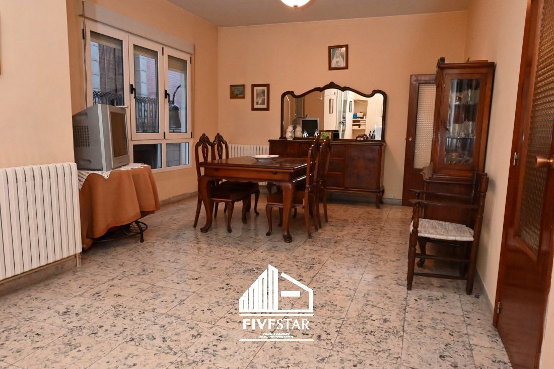 Menjador de Casa adosada en venda en Villanueva de Castellón amb Calefacció i Moblat