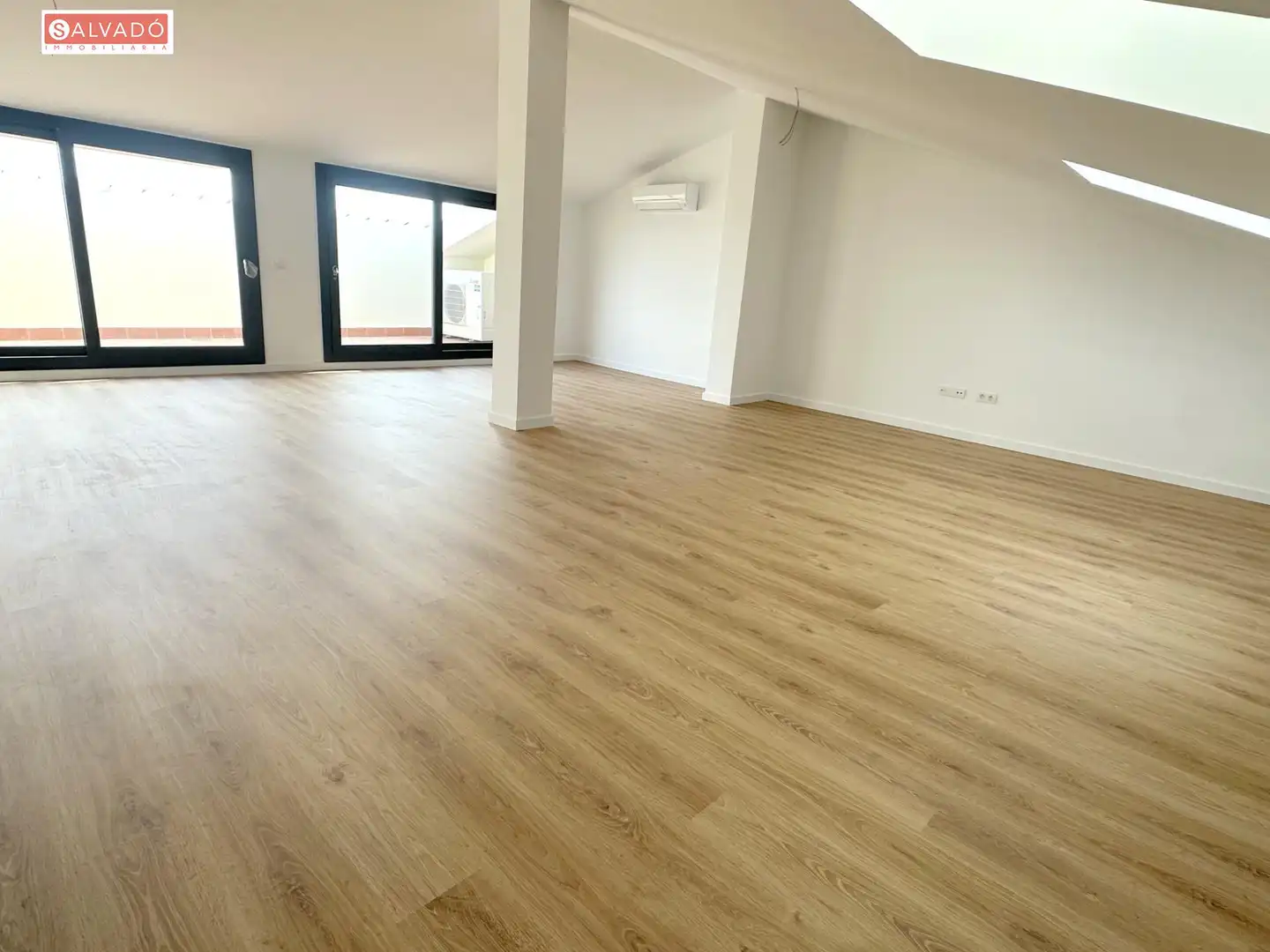 Ático en venta en Sant Jaume dels Domenys con Aire acondicionado, Calefacción y Terraza