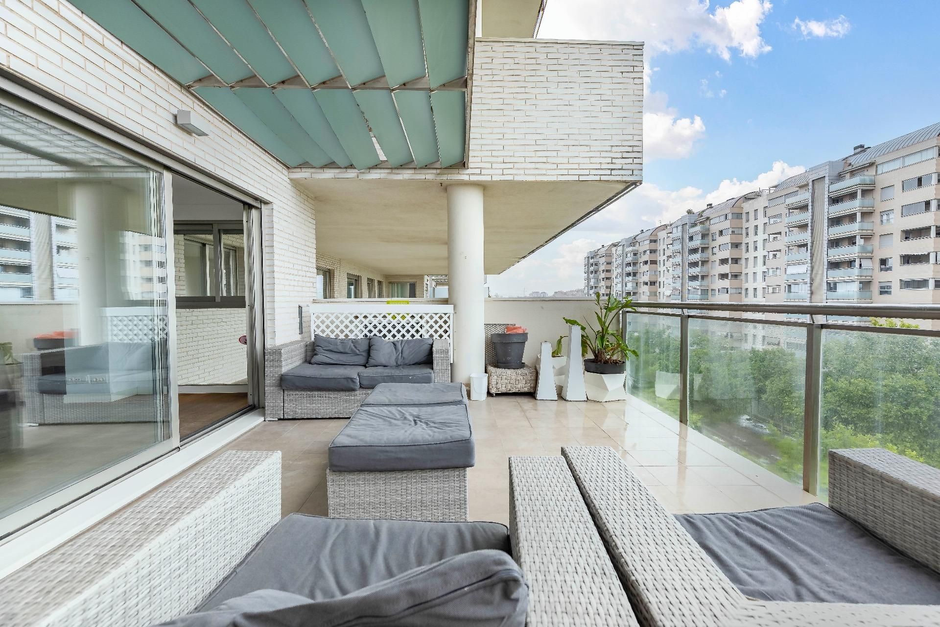 Terrace of Flat to rent in  Valencia Capital  with Air Conditioner, Heating and Private garden
