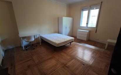 Schlafzimmer von Wohnung zum verkauf in  Madrid Capital