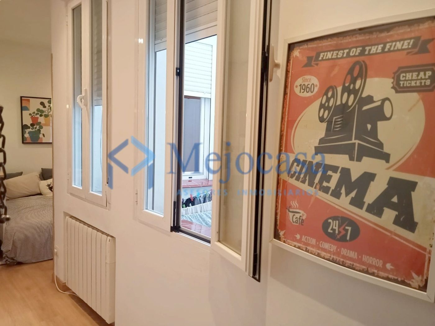 Exterior view of Apartment for sale in  Madrid Capital  with Air Conditioner, Heating and Furnished