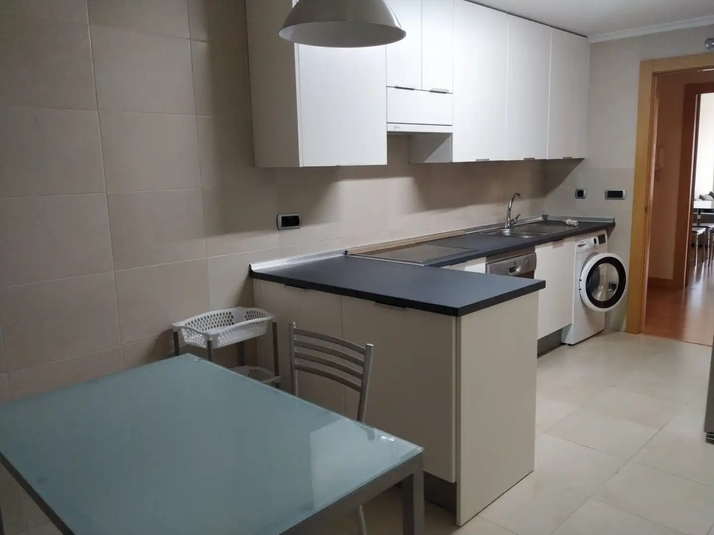 Kitchen of Flat for rent in  Logroño  with Furnished, Oven and Washing machine