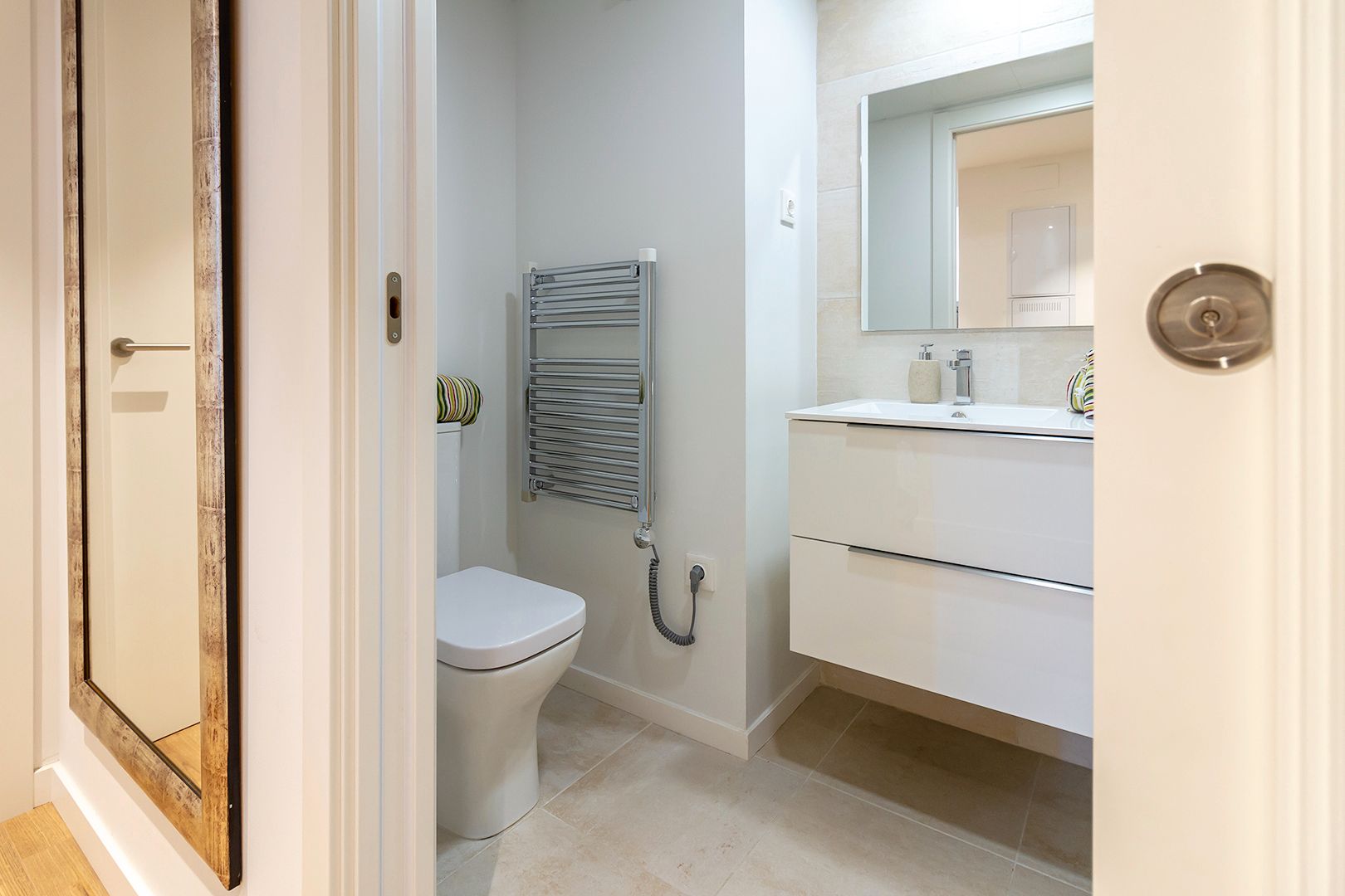 Bathroom of Flat for sale in Martorell  with Air Conditioner, Heating and Parquet flooring