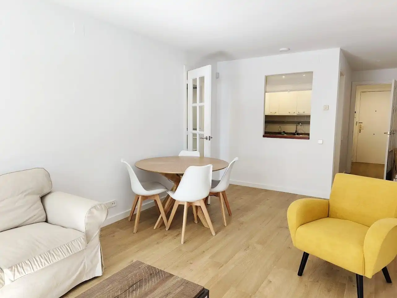 Comedor de Apartamento de alquiler en Sitges con Calefacción, Amueblado y Horno