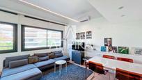 Living room of Flat for sale in  Barcelona Capital  with Air Conditioner