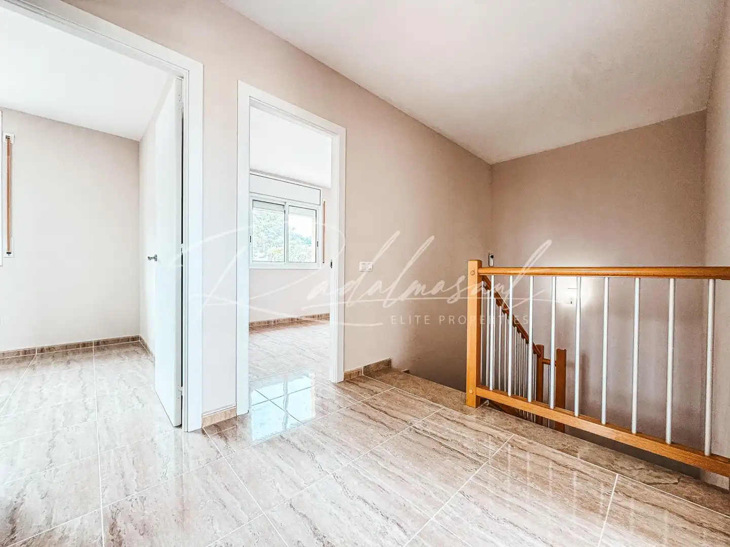 Einfamilien-Reihenhaus zum Verkauf in Alcover mit Privatgarten und Terrasse