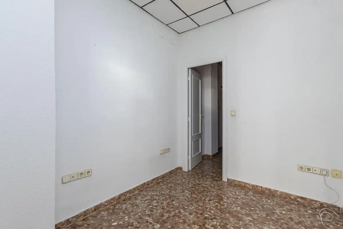 Commercial properties for rent in Granada