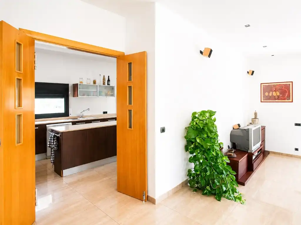 Houses for sale in Olèrdola  with Air Conditioner