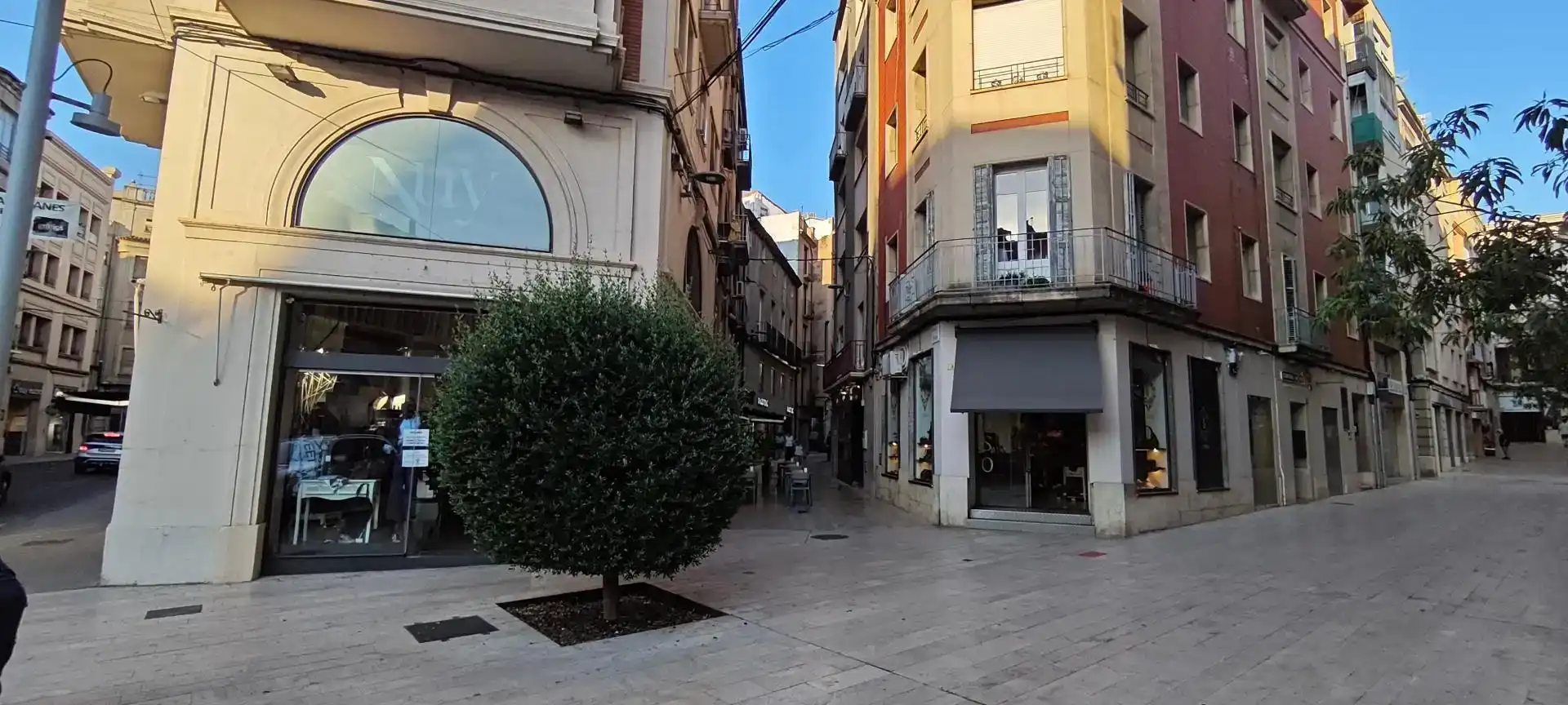 Exterior view of Commercial properties for rent in Centre