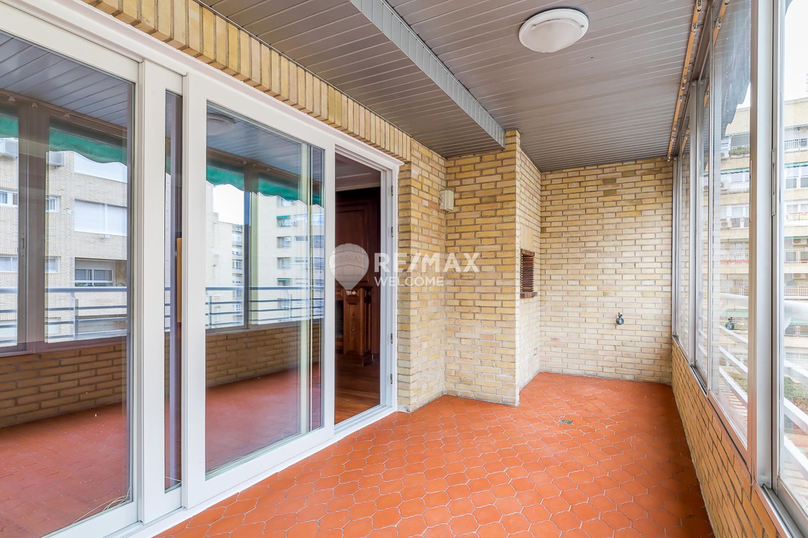 Terrace of Flat to rent in  Madrid Capital  with Air Conditioner, Terrace and Storage room