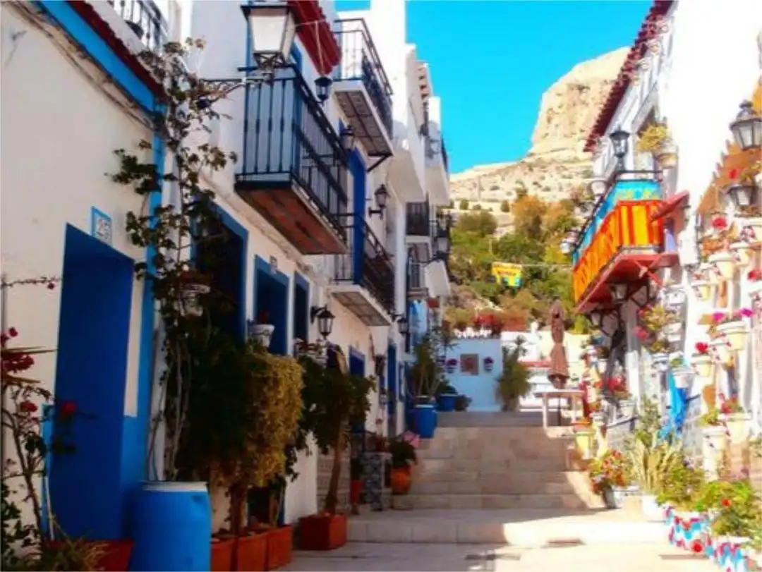 Vista exterior de Casa o chalet en venta en Alicante / Alacant con Aire acondicionado, Calefacción y Terraza