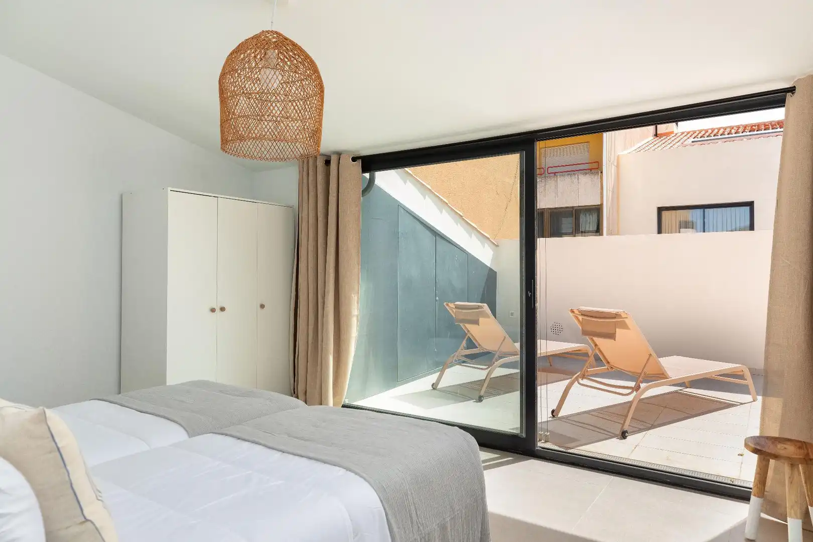 Schlafzimmer von Dachboden zur Miete in Calonge i Sant Antoni mit Klimaanlage, Heizung und Terrasse