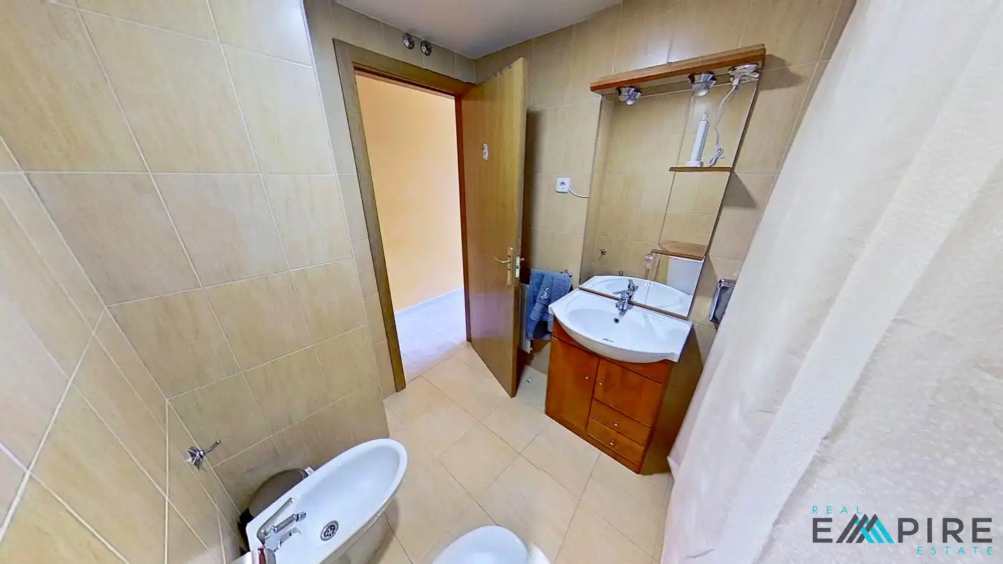 Badezimmer von Erdgeschoss zum Verkauf in Parla mit Heizung, Terrasse und Abstellraum
