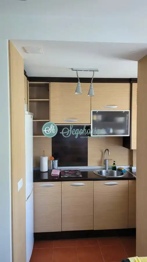 Cocina de Apartamento en venta en Palazuelos de Eresma con Calefacción y Trastero