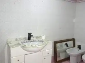 Bathroom of Flat for rent in Gijón   with Heating and Parquet flooring