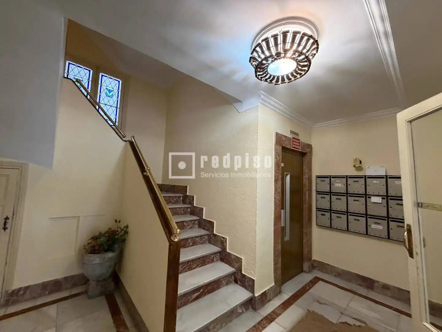 Piso en venta en Madrid con Calefacción, Parquet y Terraza
