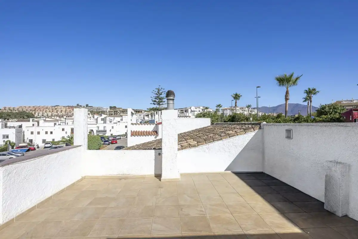 Terrace of Houses for sale in Manilva  with Air Conditioner, Private garden and Community pool