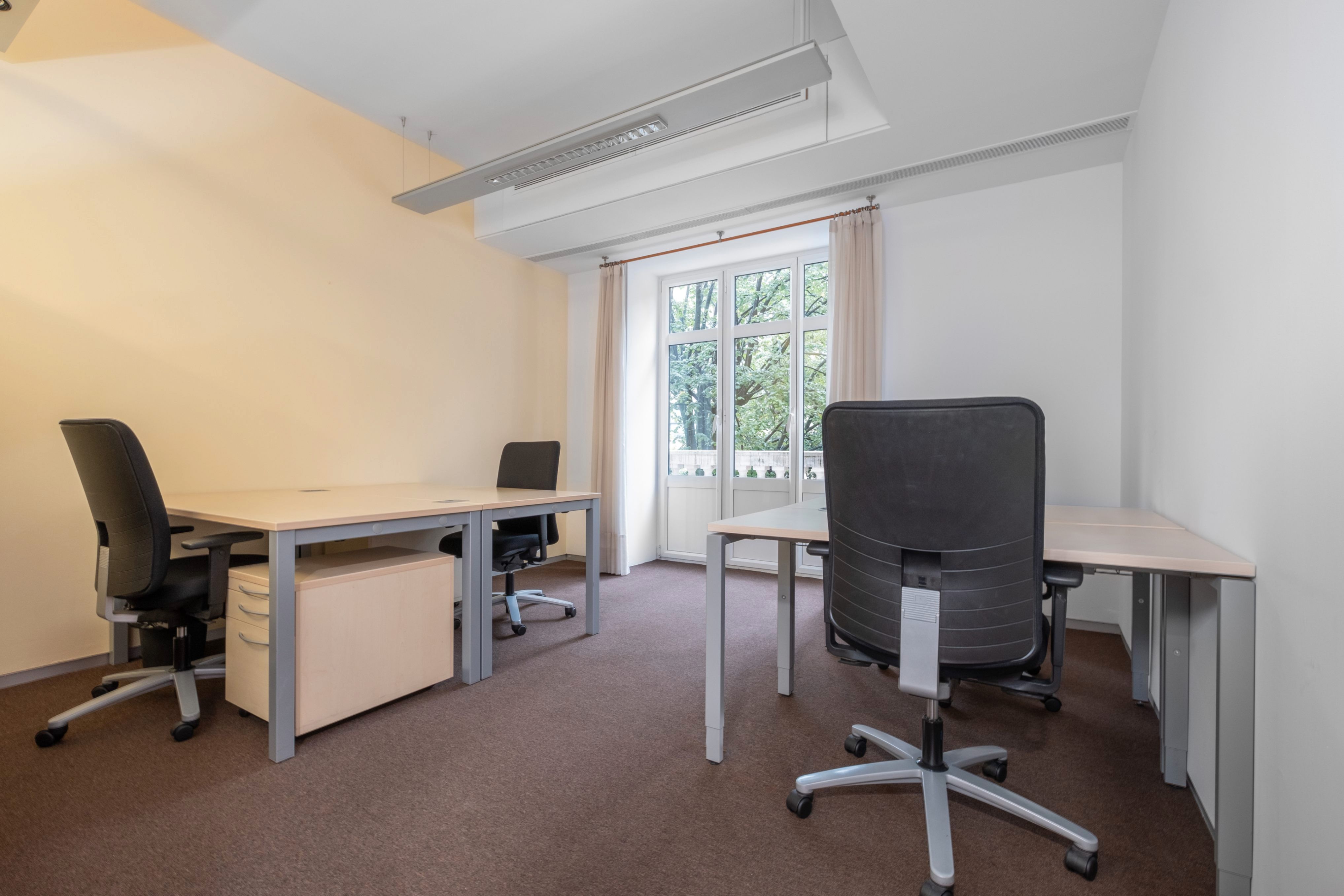 Office to rent in Bilbao   with Air Conditioner, Heating and Furnished
