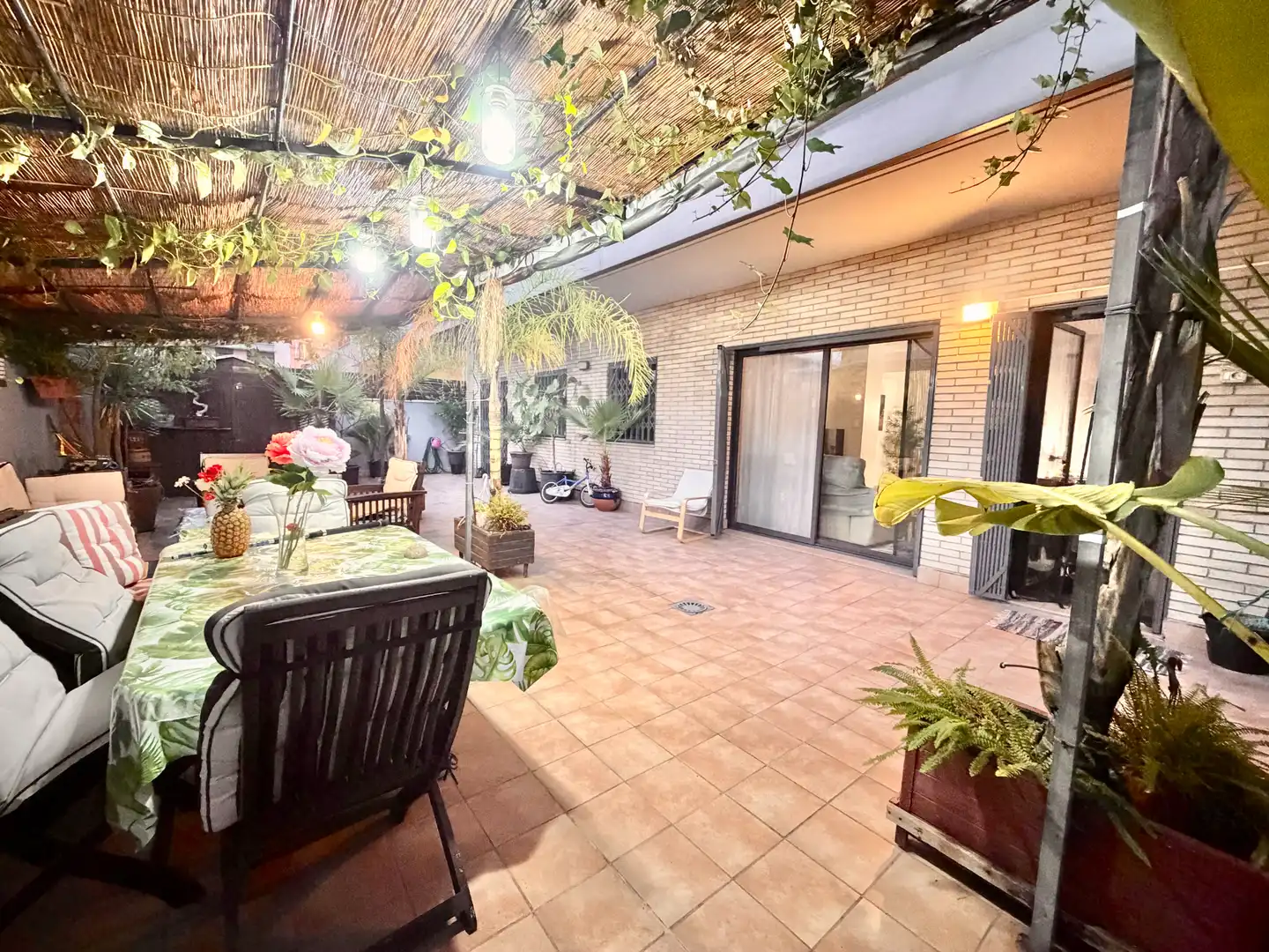 Terrace of Ground floor for sale in Badalona  with Air Conditioner, Heating and Private garden