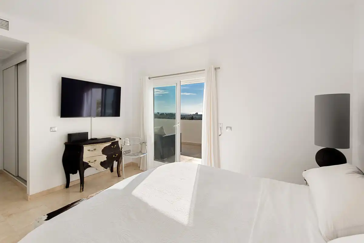 Penthouse with pool for sale in Nueva Andalucía, imagen 23