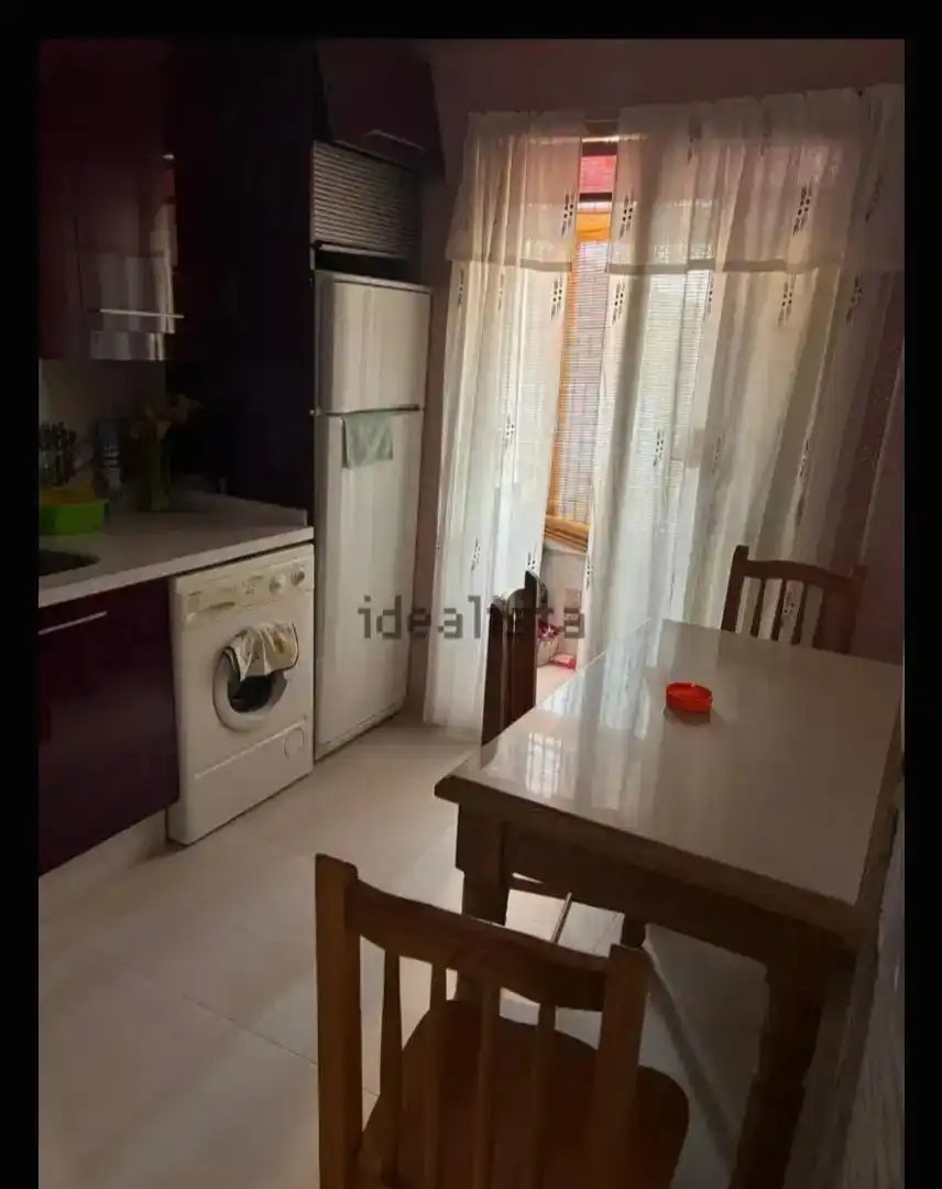 Cocina de Piso en venta en La Robla  con Trastero, Amueblado y Horno