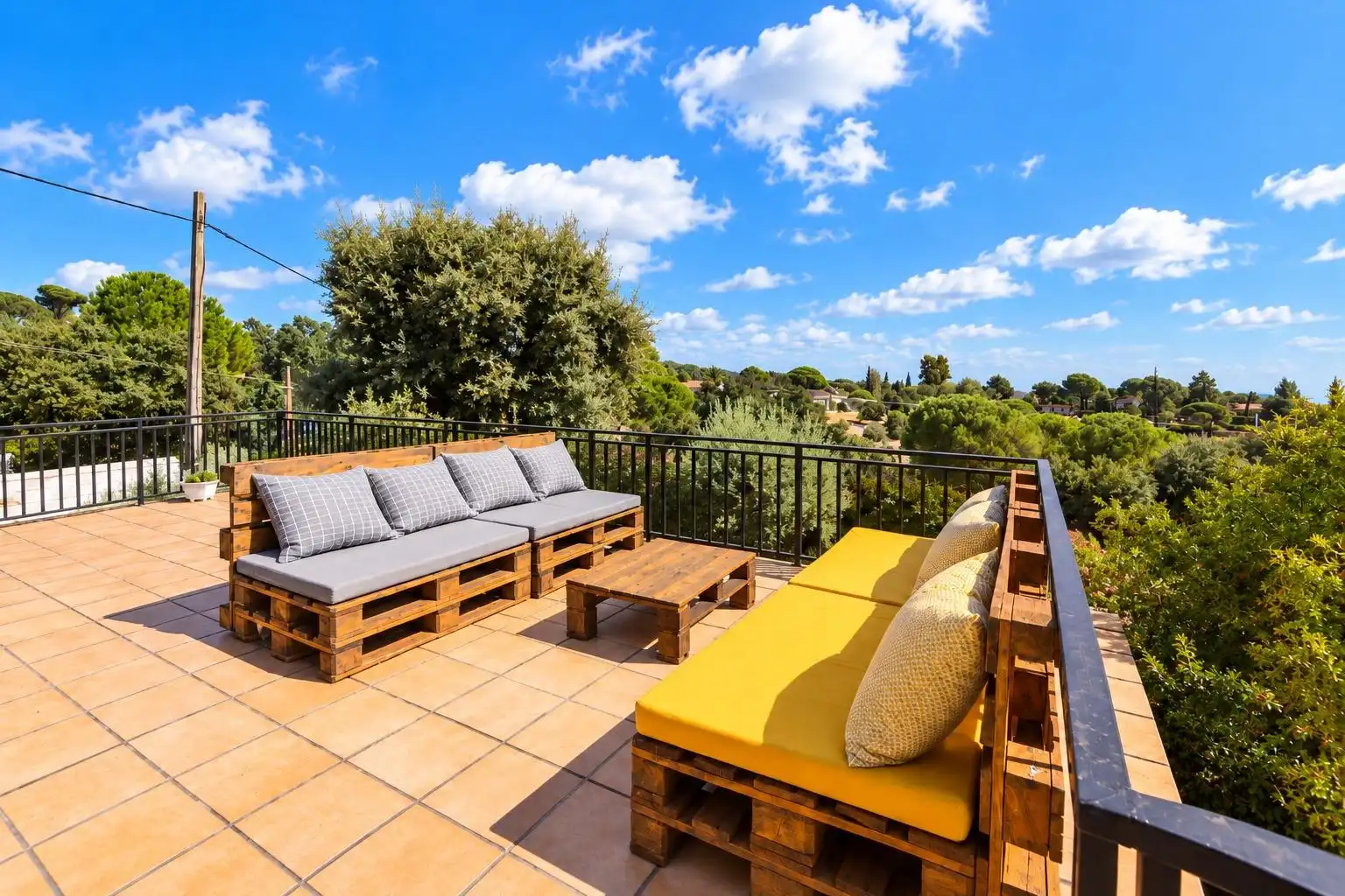 Terrassa de Casa o xalet en venda en Villa del Prado, Madrid