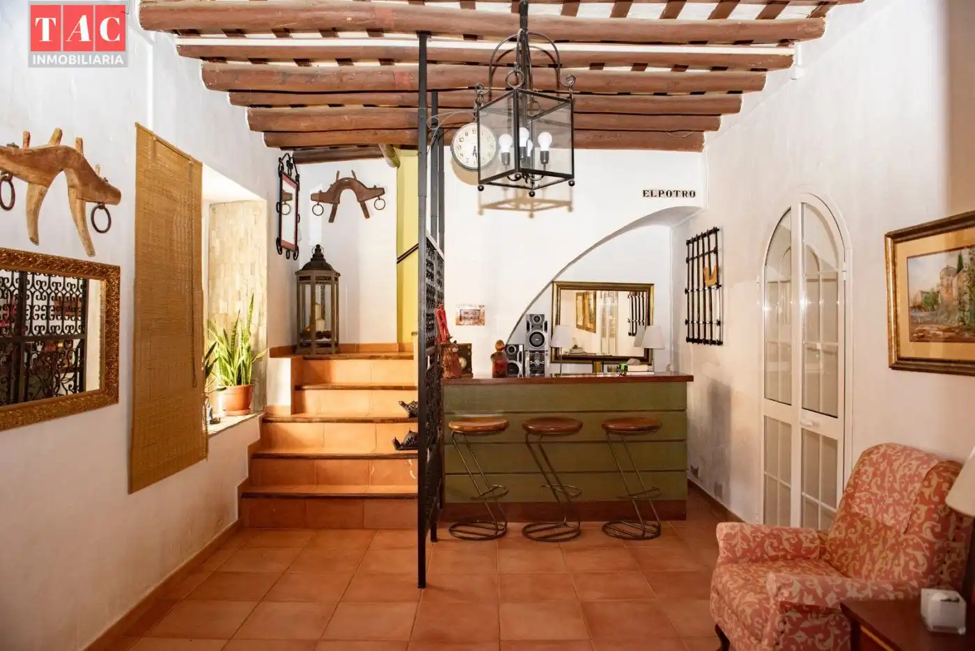 Casa rústica amb piscina en venda a Villablanca, imagen 8