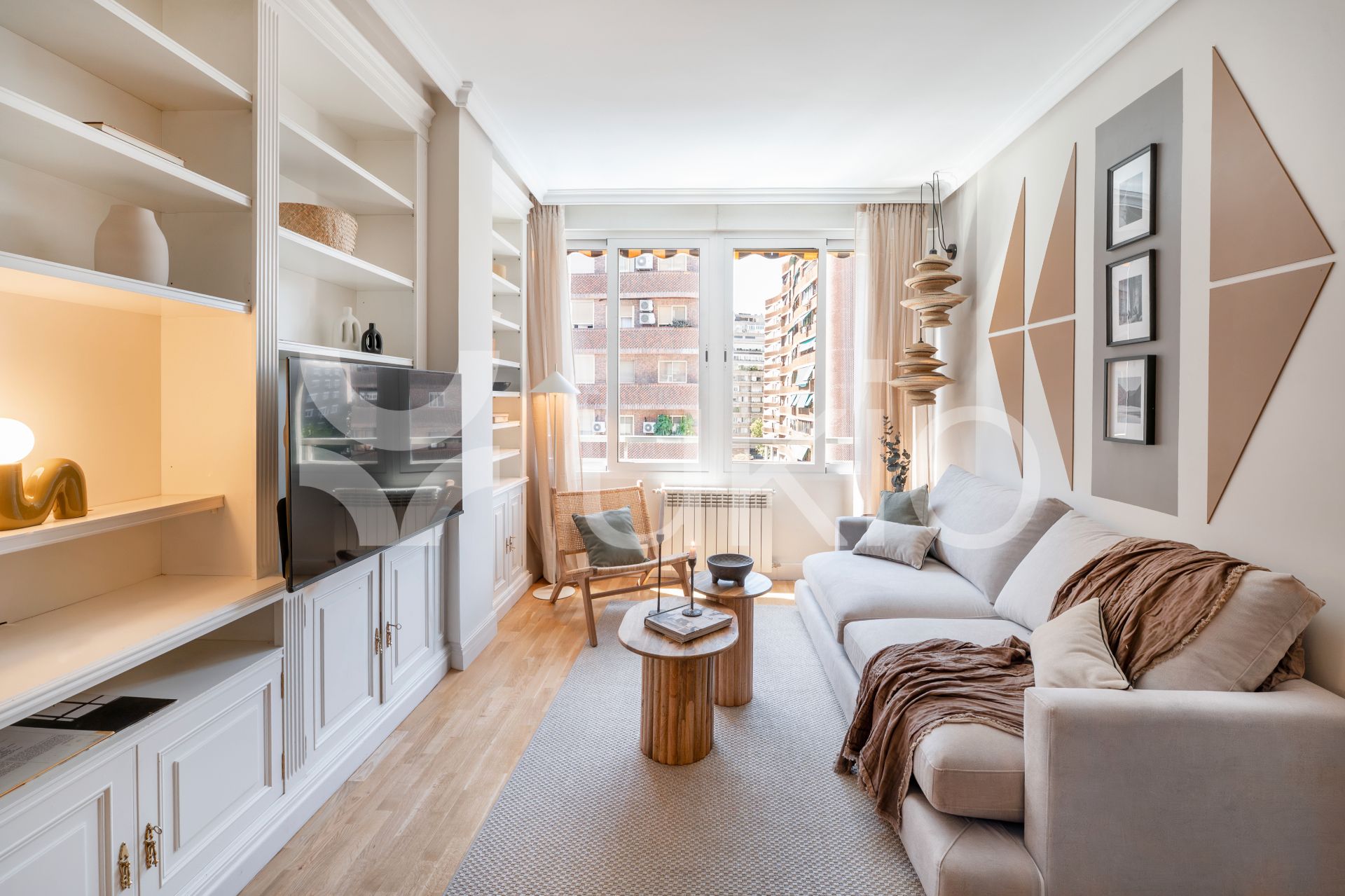 Apartment to rent in Avenida de Alberto de Alcocer, Hispanoamérica - Bernabéu