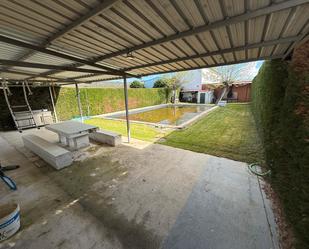 Swimming pool of House or chalet for sale in Padiernos  with Heating, Private garden and Swimming Pool