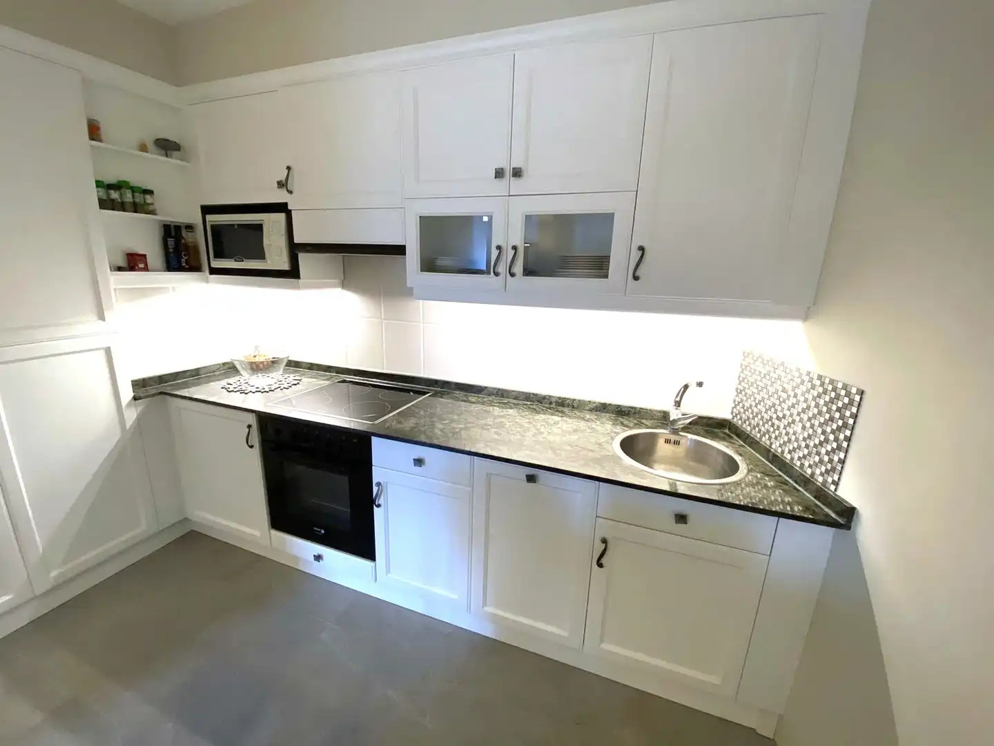 Kitchen of Flat for sale in Castro-Urdiales  with Heating, Parquet flooring and Terrace
