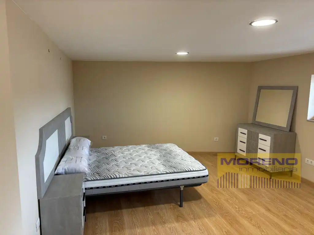 Bedroom of Apartments for sale in Sarria