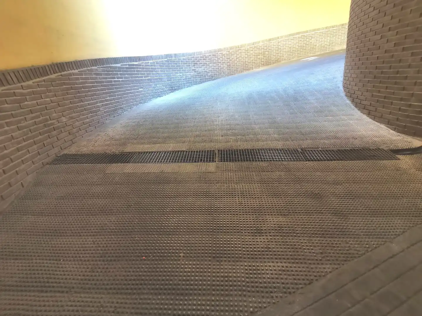 Einzelparkplatz zum Verkauf in Carrer Juan Ramón Jiménez 85, imagen 2