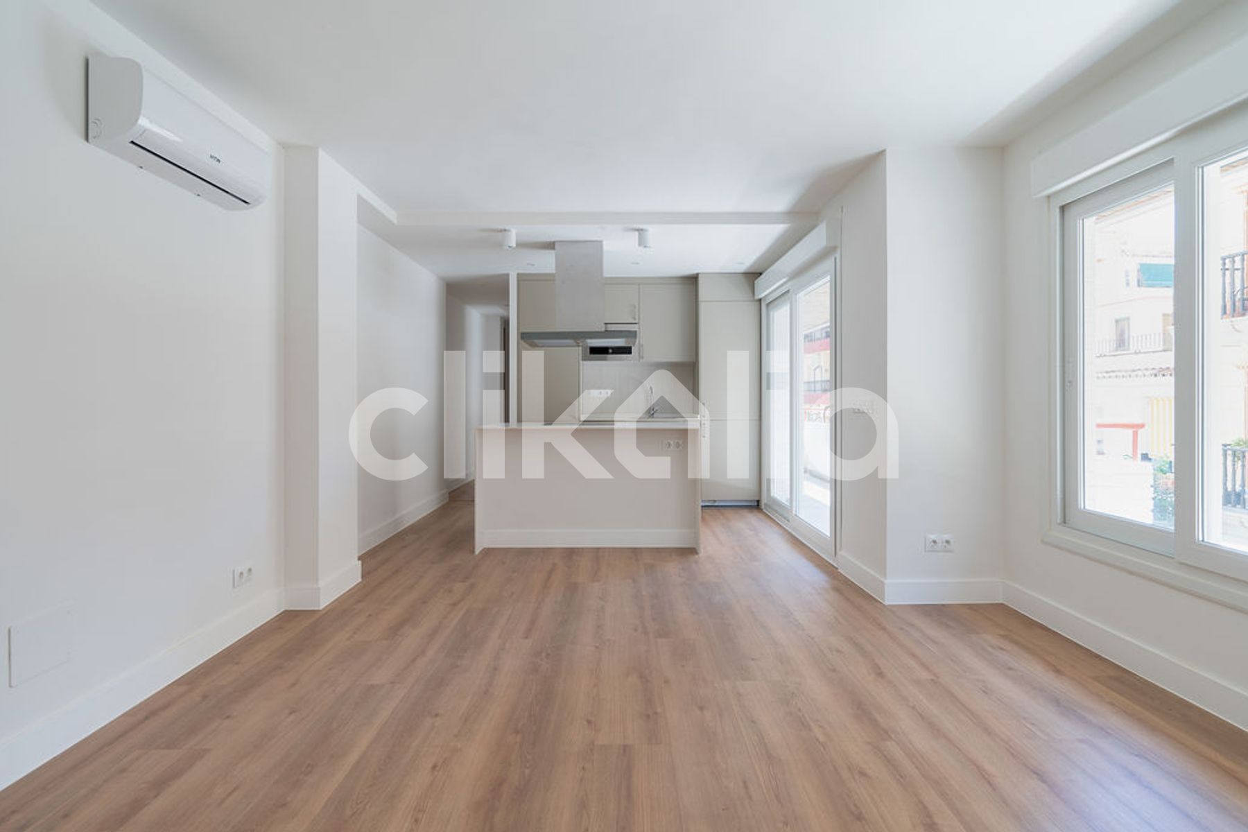 Kitchen of Flat for sale in Fuengirola  with Air Conditioner and Terrace