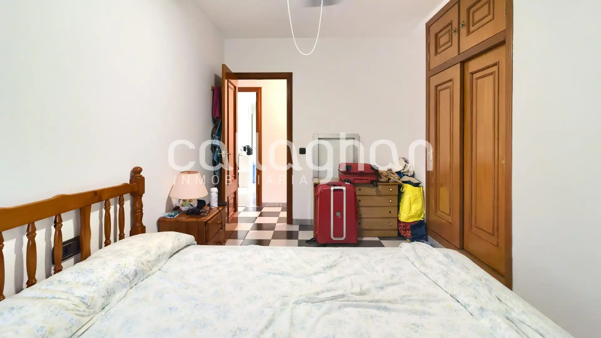 Dormitori de Casa o xalet en venda en Alzira amb Piscina