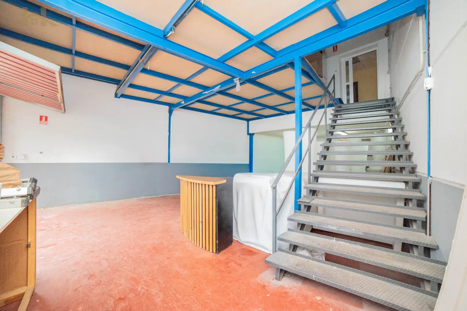 Nave industrial en venta en Pelayos de la Presa con Alarma