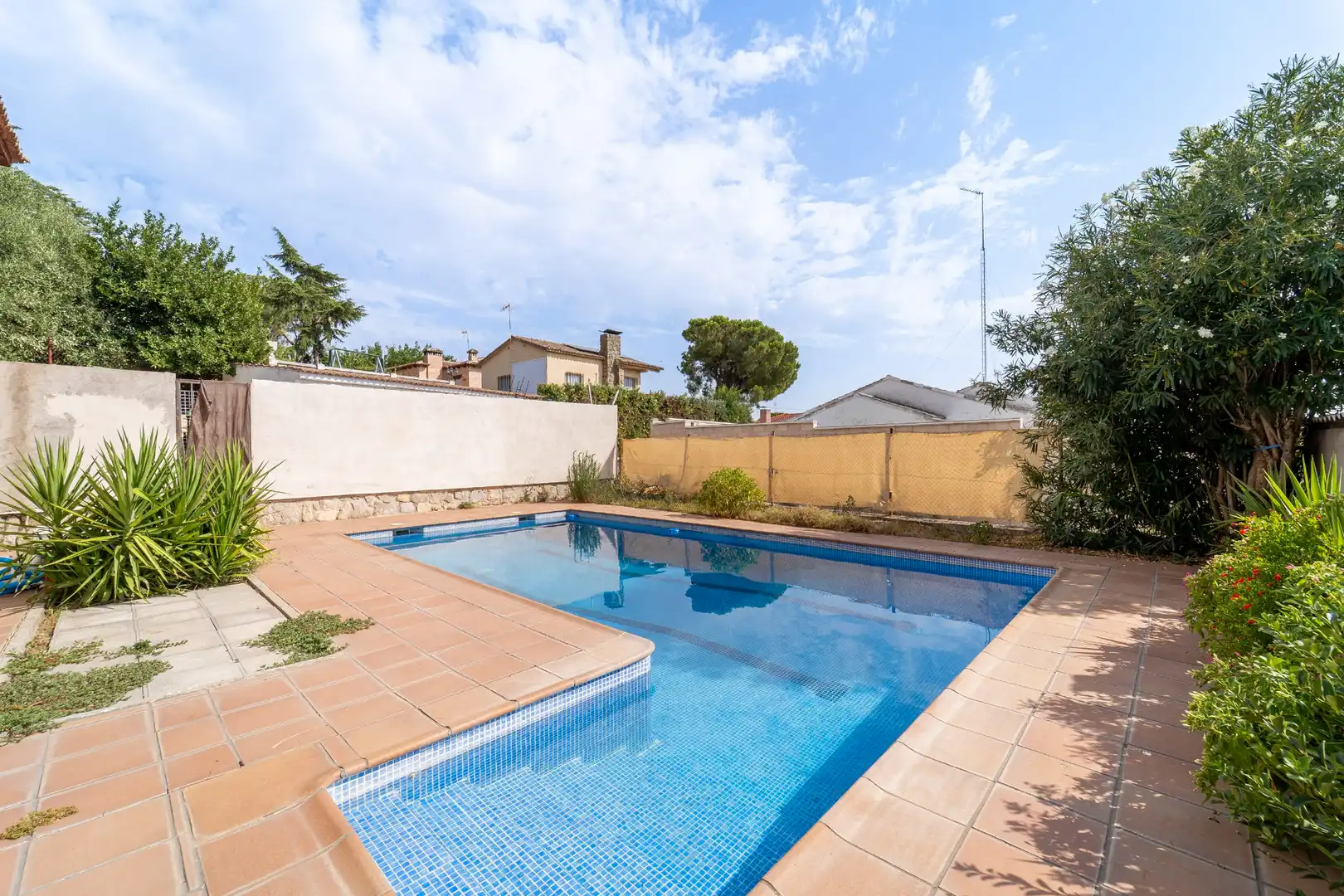 Piscina de Casa o xalet en venda en Casarrubios del Monte amb Aire condicionat, Calefacció i Jardí privat