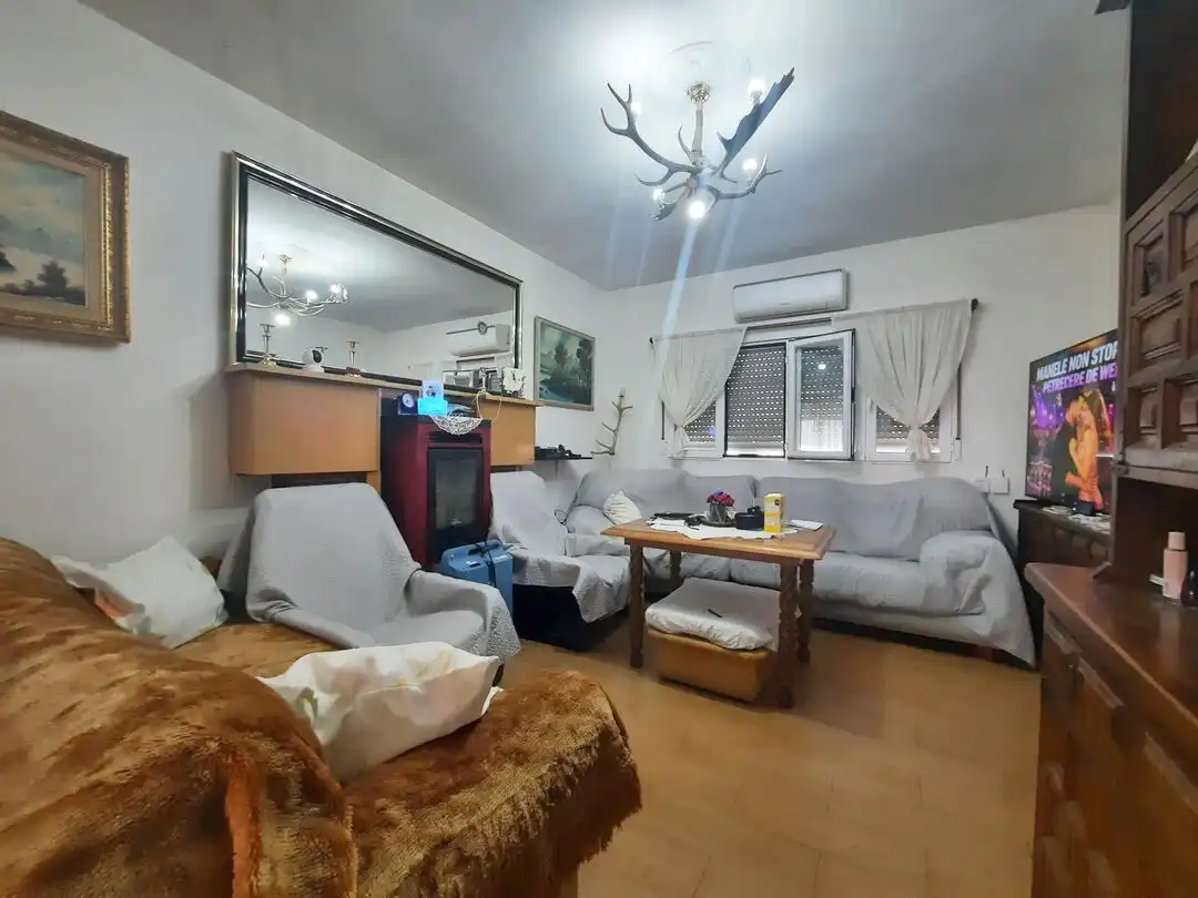 Wohnzimmer von Haus oder Chalet zum Verkauf in Escalona mit Klimaanlage, Heizung und Abstellraum