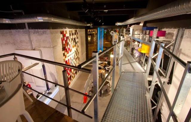 Local comercial en Venta en Rúa Ramón De La Sagra en Ensanche