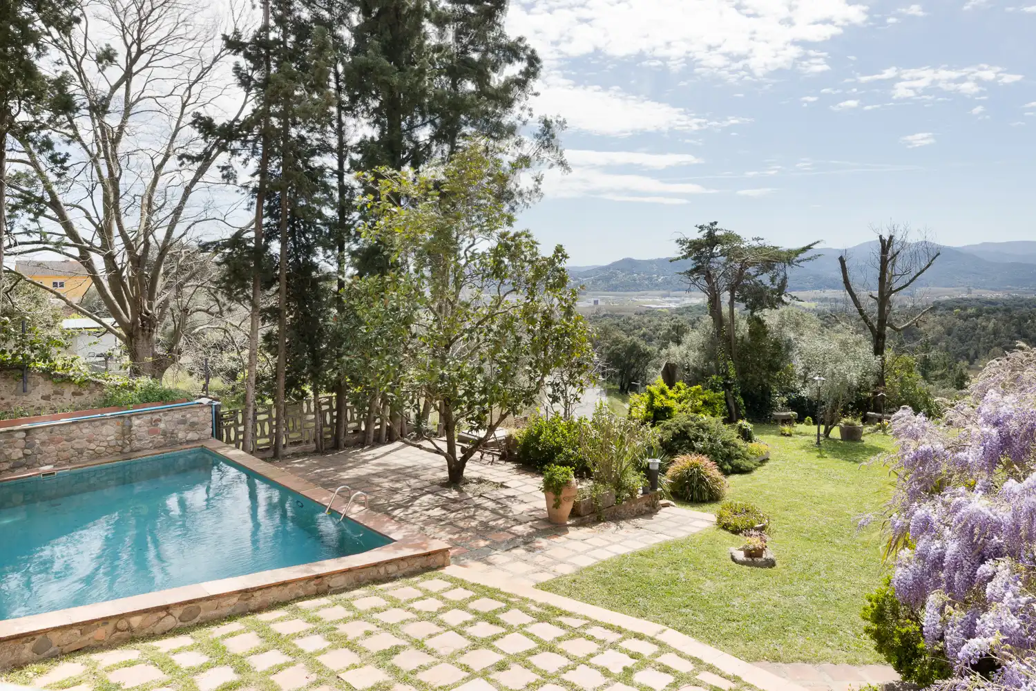 Jardí de Finca rústica en venda en Massanes amb Aire condicionat, Calefacció i Jardí privat